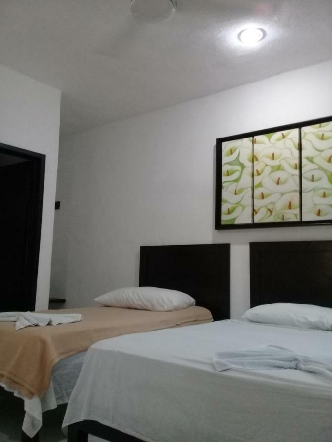 Hotel 41 Valladolid Valladolid  Esterno foto
